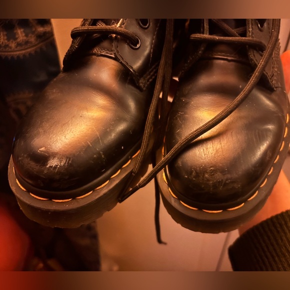 Dr. Martens 101 6-eye boots
Size 7.5
Worn a handful of times - Picture 6 of 6